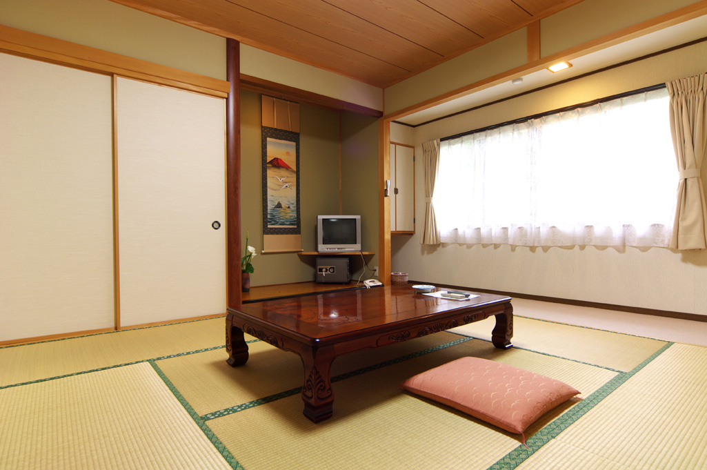 //yumeno.jp/wp/wp-content/uploads/2016/10/rooms02.jpg